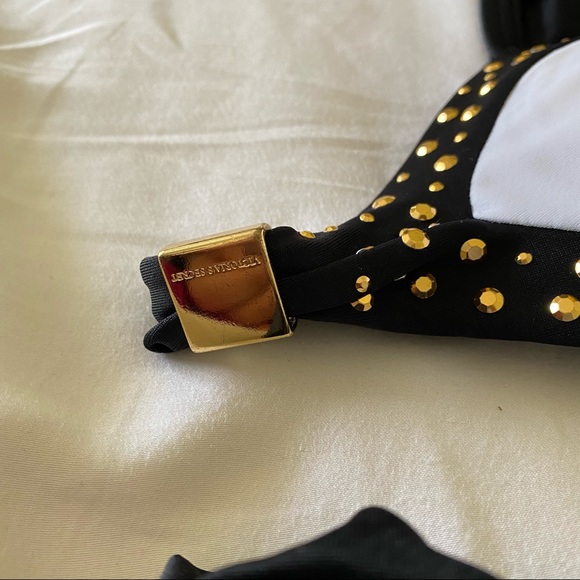 Victoria’s Secret Bikini Swim wear swimsuit 2 pc - Picture 9 of 16